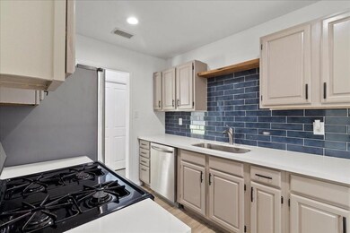 350 Pine St, Slidell, LA 70460 - photo 6