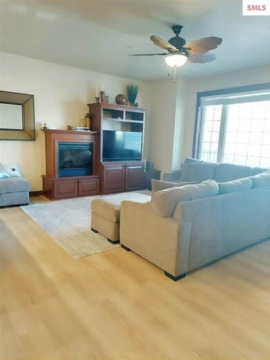 4449 W Greenchain Loop #3, Coeur D'Alene, ID 83814 - photo 7