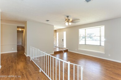018-photo-living-room-12045591