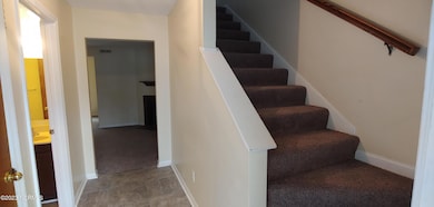 105 N Onsville Place, Jacksonville, NC 28546 - photo 3