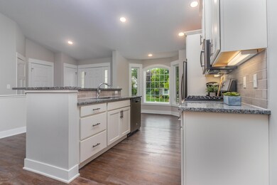 120 Round Hill Rd unit 18, Kalamazoo, MI 49009 - photo 3