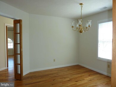 103 Whitfield Cir, Stephens City, VA 22655 - photo 6