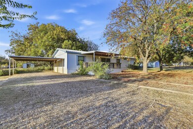 4400 Kristy Ct, Granbury, TX 76049 - photo 2