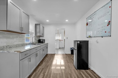 6837 Middlebelt Rd, Romulus, MI 48174 - photo 2