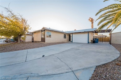 6467 Pawlow Ave, Las Vegas, NV 89118 - photo 2