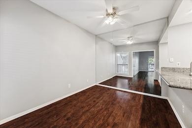 11711 Memorial Dr unit 510, Houston, TX 77024 - photo 6