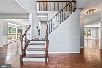 22083 Water Run Ct, Ashburn, VA 20148 - photo 2