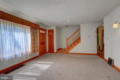 2521 Scotland Rd, Chambersburg, PA 17201 - photo 4