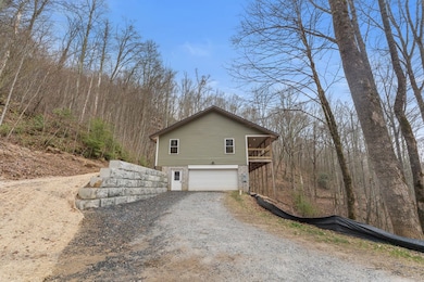 305 Buck Top Rd, Franklin, NC 28734 - photo 6