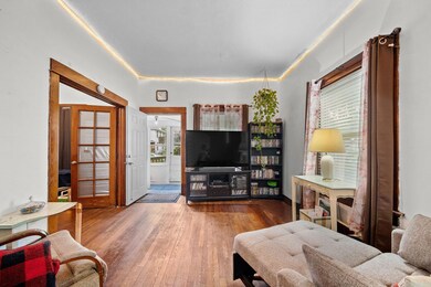 2503 Des Moines St, Des Moines, IA 50317 - photo 2