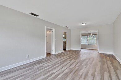 480 Tabor Dr S, Jacksonville, FL 32216 - photo 5