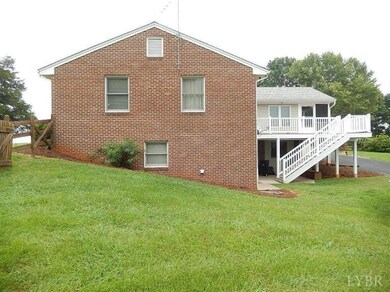 Right side of home facing it