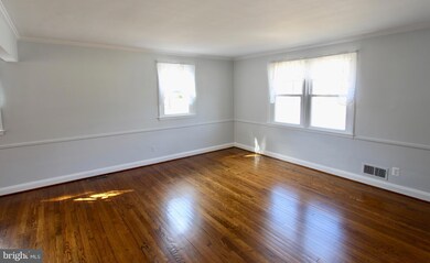 1435 Jeffers Rd, Towson, MD 21204 - photo 2