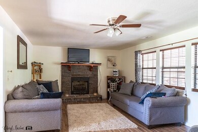 16638 Logan Cave Rd, Siloam Springs, AR 72761 - photo 3