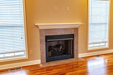 1916 Clearwater Dr, Lawrenceburg, KY 40342 - photo 7