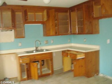 5506 Cypressleaf Dr, North Chesterfield, VA 23234 - photo 3