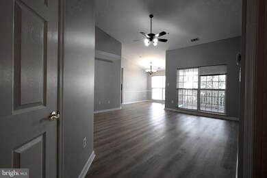 2502 Hemingway Dr unit 3B, Frederick, MD 21702 - photo 6