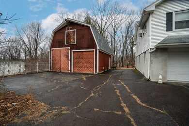 44 Clara St, West Springfield, MA 01089 - photo 3