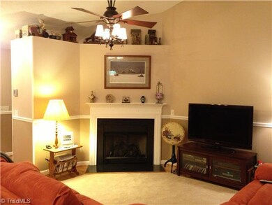 1047 Old Forest Ct, Asheboro, NC 27205 - photo 4