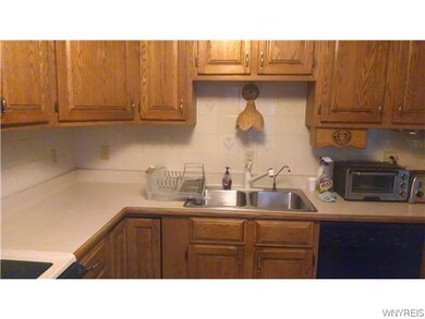 770 Fairmont Ave, North Tonawanda, NY 14120 - photo 6