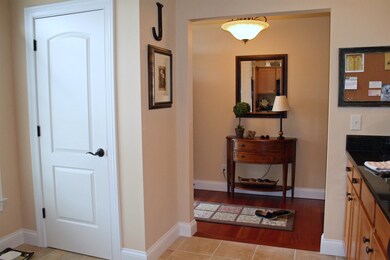 18082 Cloverleaf Dr S, South Bend, IN 46637 - photo 7