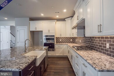 4839 E Blossom Dr, Doylestown, PA 18902 - photo 2