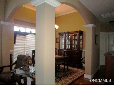 142 Odonald Rd, Asheville, NC 28806 - photo 7