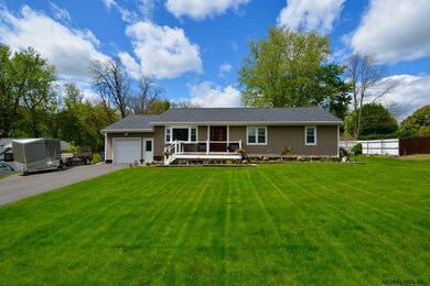 17 Shaker Dr, Albany, NY 12211 - photo 2