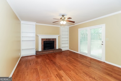 3414 Velvet Creek Dr SW, Marietta, GA 30008 - photo 2