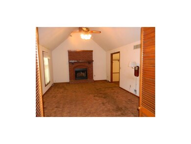 6311 Alden St, Shawnee, KS 66216 - photo 2