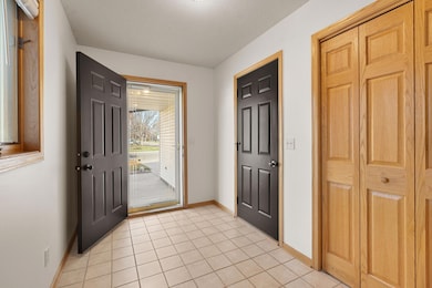 875 18th St SE, Owatonna, MN 55060 - photo 3