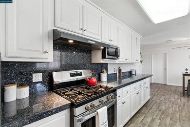 1201 Valle Vista Ave, Vallejo, CA 94589 - photo 7