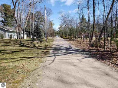 5369 E 10th St, Au Gres, MI 48703 - photo 4