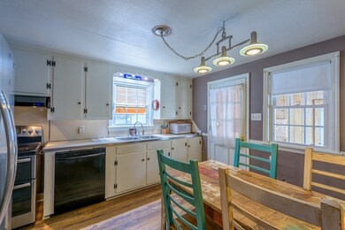 56 Memorial Dr, Amherst, MA 01002 - photo 7