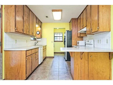 600 Westwood Ave, Prairie Grove, AR 72753 - photo 7