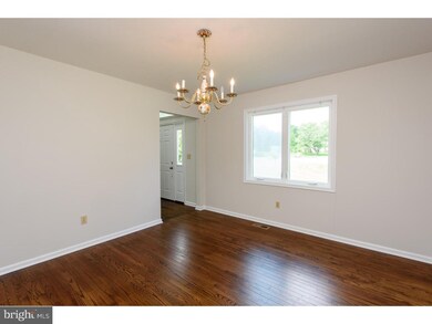 110 Viewpoint Dr, Downingtown, PA 19335 - photo 5