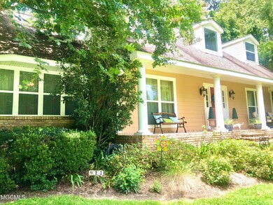 921 Tung Tree Dr, Picayune, MS 39466 - photo 5