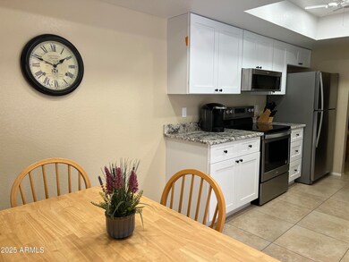 12212 N Paradise Village Pkwy S unit 142, Phoenix, AZ 85032 - photo 6