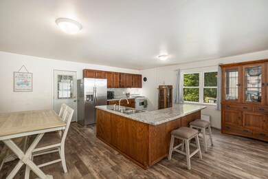 632 E Jackson St, White Cloud, MI 49349 - photo 5