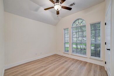 70 Camber Pine Place, Spring, TX 77382 - photo 3