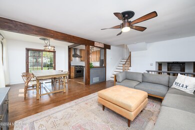 11 Jupiter St, Middletown, NJ 07748 - photo 6