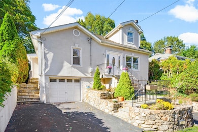 528 N Wagner Ave, Mamaroneck, NY 10543 - photo 2