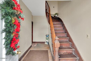 39 111th St, Troy, NY 12182 - photo 6