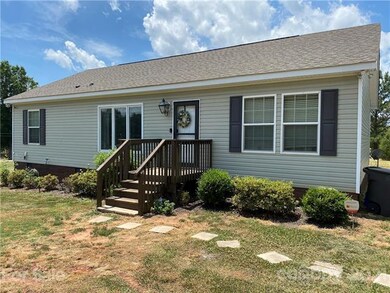 502 Pilch Rd unit 5/6, Troutman, NC 28166 - photo 2