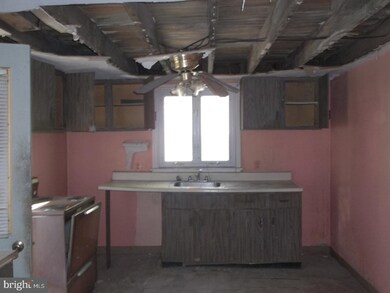 200 Penn St, Tamaqua, PA 18252 - photo 3