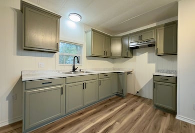 305 W Bryant St, Elm Mott, TX 76640 - photo 4