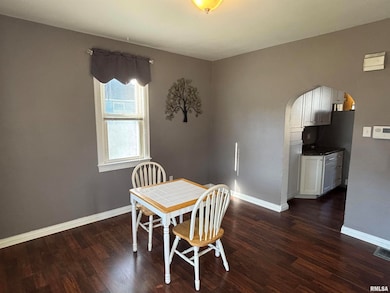 1205 Henrietta St, Pekin, IL 61554 - photo 2