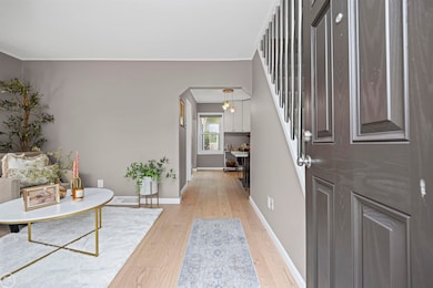 2419 Fordham St, Keego Harbor, MI 48320 - photo 2