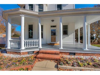 1002 Lee St, West Point, VA 23181 - photo 3