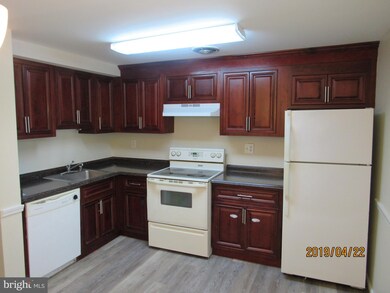 21 Strath Haven Ct, Montgomery Village, MD 20886 - photo 5